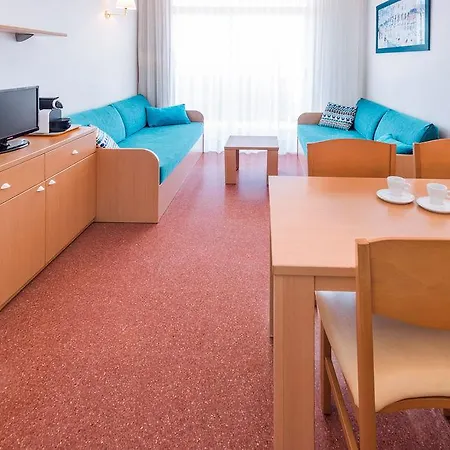 Cye Centre Apart Otel 3*